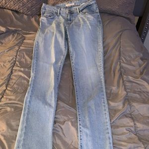 Levi skinny jeans
